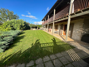 Photo n°39 de Lakeside Gites à Mouilleron-Saint-Germain (Lodge)