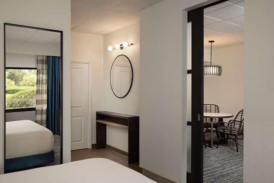 DoubleTree Suites by Hilton Orlando - Disney Springs Area by null