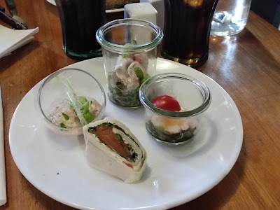 Photos of Caf&eacute; Frederik