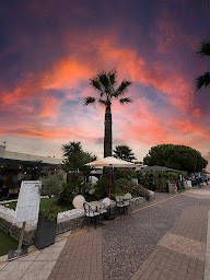 Photo n°63 de People Restaurant - Music - Bar - Saint-Laurent-du-Var à Saint-Laurent-du-Var (Restaurant méditerranéen)