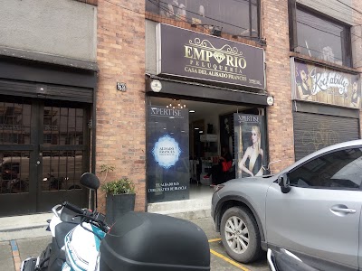 Photos of EMPORIO PELUQUER&Iacute;A