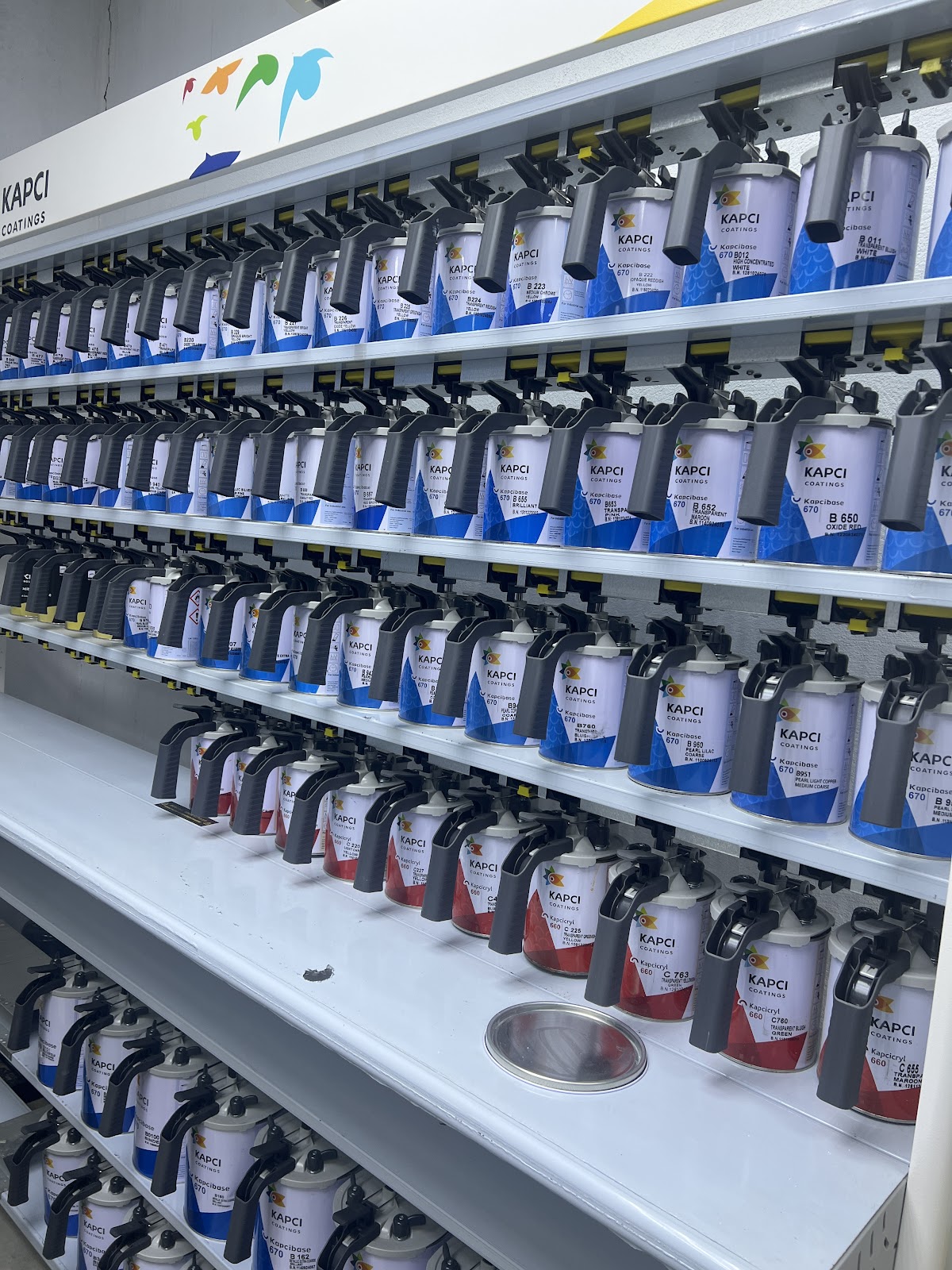 شركة محمد احمد العمودي وأولادة للتجارة لدهانات السيارات والمعدات - صورة 2