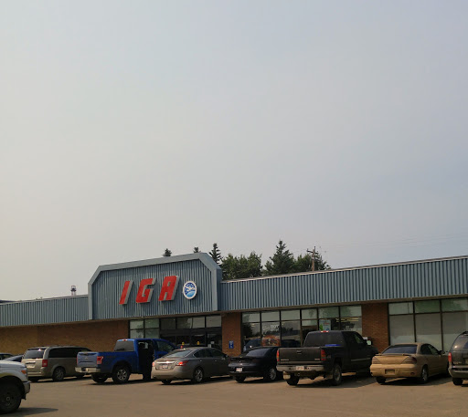 IGA Redwater - Visual