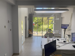 Photo n°1 de Docteur Jobard Sebastien à Montmain (Dentiste)