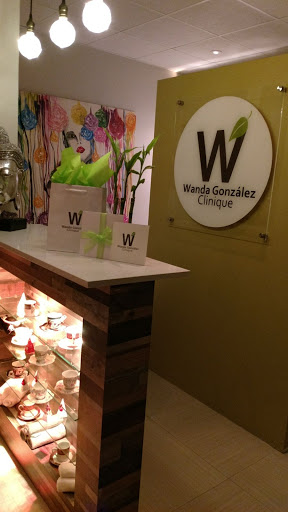 Wanda Gonzalez Clinique - United States