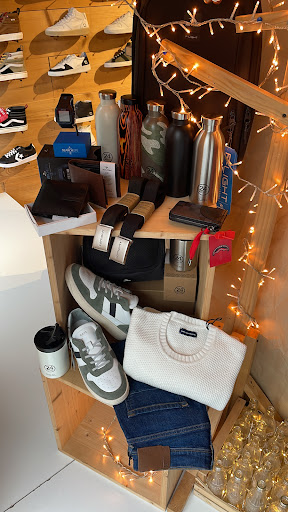 Waves Surf Shop - Ma.re srl Gallery - Italy