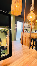 Photo n°6 de Le 88 Comptoir du cheveu à Nieul-sur-Mer (Salon de coiffure)