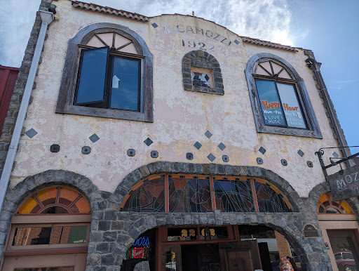 Mozzi's Saloon - Thumbnail