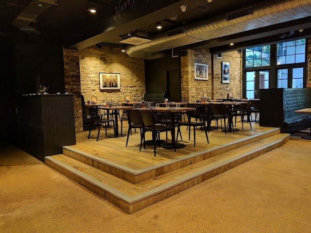 Harry's Bar and Grill