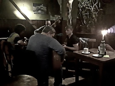Photos of T&iacute;r na n&Oacute;g