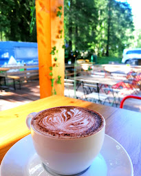 Photo n°7 de La Marie Jo à Châtel (Restaurant de hamburgers)