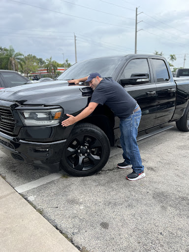 One Vision Auto - Visual