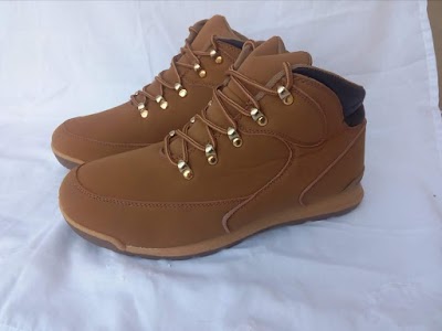 Photos of متجر ملابس رياضية