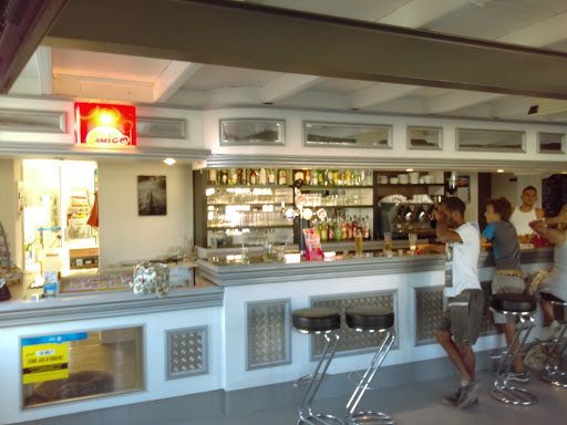 Photo 3 - Burger & Co