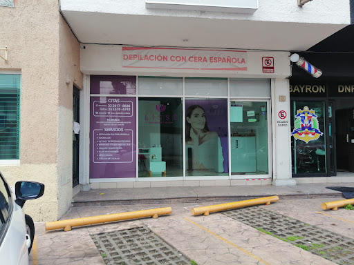 PLAZA LA CALMA Logo