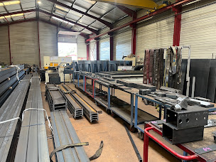 Photo n°1 de Arla Bâtiment, Groupe Arla à Idaux-Mendy (Service de location d'échafaudages)