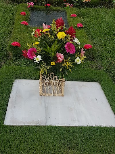 Photos of Jardines Del Recuerdo Cementery