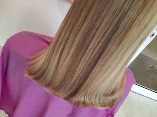 Anne's Friseurgalerie - Thumbnail