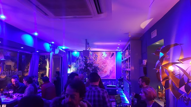 Mentiroso Cafe Bar