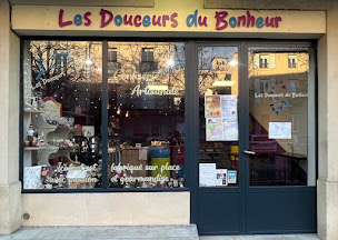 Photo n°1 de Les Douceurs du Bonheur à Saint-Donat-sur-l'Herbasse (Salon de thé)