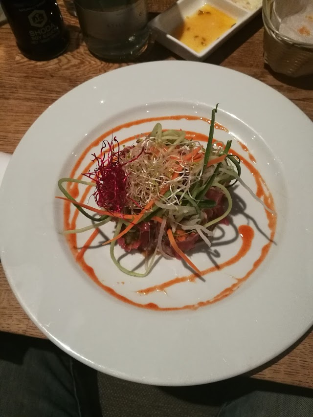 Restaurant Maral mediterane Speisen & Sushi