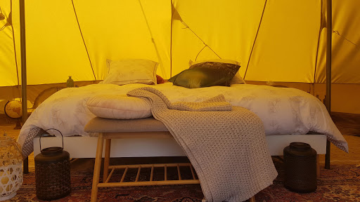 Photo de Boheme Glamping Expérience à Berson (33390)