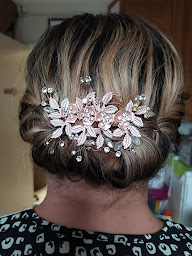 Photo n°2 de Virginie Coiffure Eurl à Corbigny (Salon de coiffure)