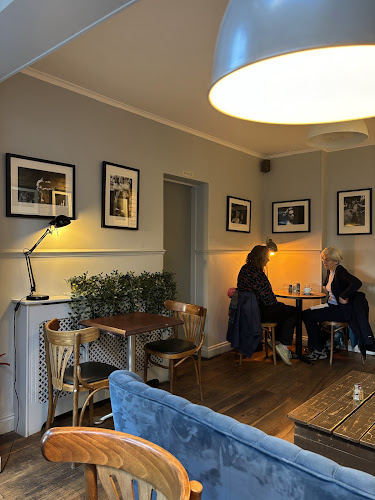 Reviews of Cinnamon in London - Coffee shop