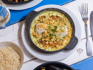 Photo n°37 de Léon Restaurant - Porte Maillot à Paris (Restaurant de fruits de mer)