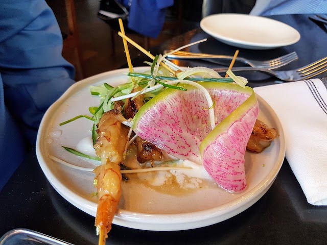 Restaurant Le Jellyfish crudo+charbon