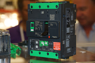 Photo n°8 de RUBIN LACAQUE à Valdoie (Magasin de matériel électrique)