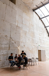 Photo n°2 de la Guinguette des Baux à Les Baux-de-Provence (Restaurant)