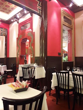 Tao-Tao Restaurant, Author: Gabriel Matu