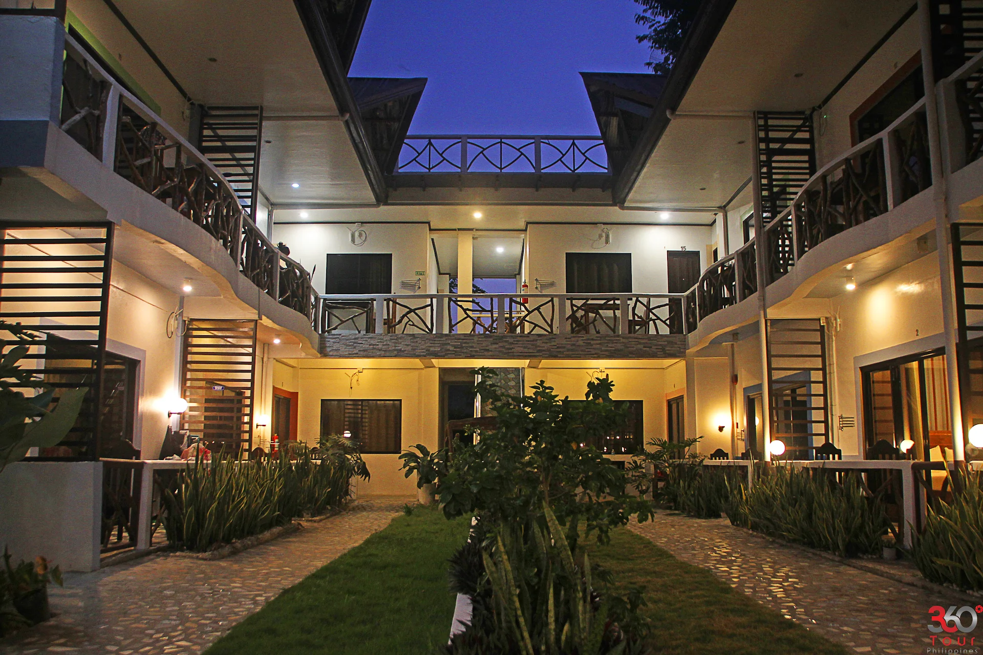 Oasis Port Barton