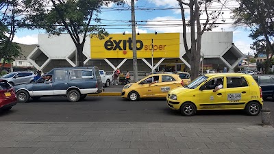 Photos of &Eacute;xito Modelia