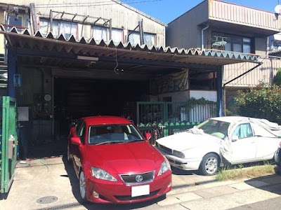 ㈱名東モータース