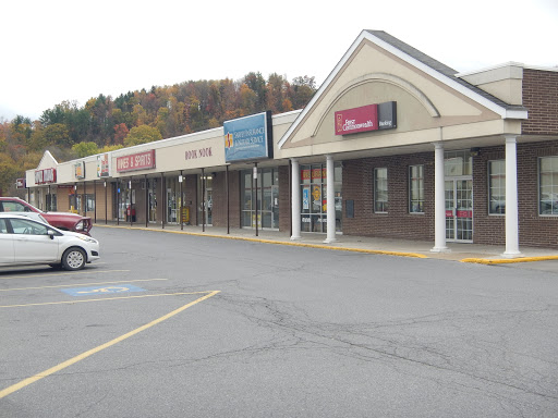 Punxy Plaza