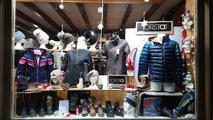 Photo n°4 de BRUN SPORTS à Saint-Pierre-de-Chartreuse (Magasin d'articles de snowboard)