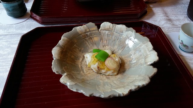 Shimogamo Saryo