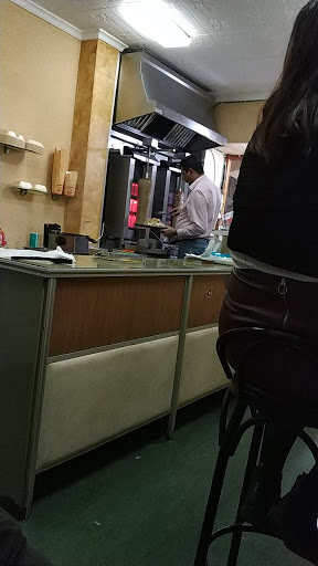 Hadi Doner Kebab Y Cafeteria Y el eden en la tierra