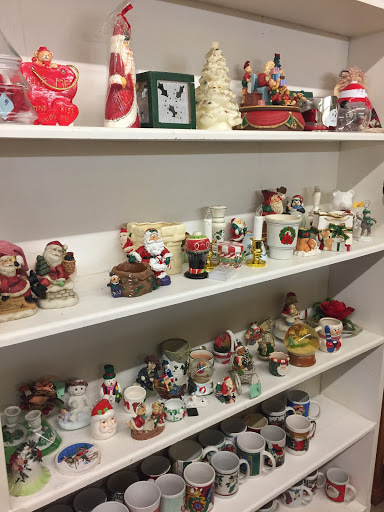 Oasis Thrift Store - Thumbnail
