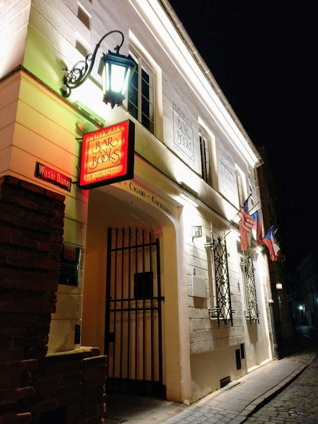 Podwale Bar and Books