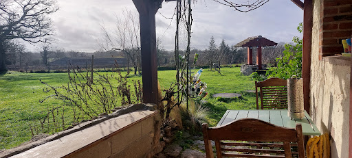 Photo de Le Gîte d'Au***: gîte avec piscine chauffée, spa, sauna, étang de pêche privé proche Limoges à Châteauponsac (87290)