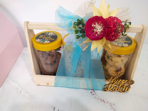 Rakshabandhan gift hamper post image
