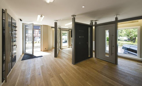 Seeberger Fenstersysteme GmbH Roßniser Str. 66, 6820 Frastanz, Österreich