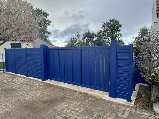 Photo de MENUISERIE NICOLAS BESNARD - Concessionnaire Renoval Vérandas et Pergolas- Expert SOMFY à Marolles-les-Braults (72260)