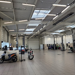 Photo n°8 de E.Leclerc Auto à Guérande (Magasin de pneus)