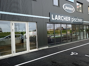 Photo n°2 de Larcher Piscines / l'esprit piscine /Jacuzzi® / Sauna / Hammam à Cormelles-le-Royal (Hammam)