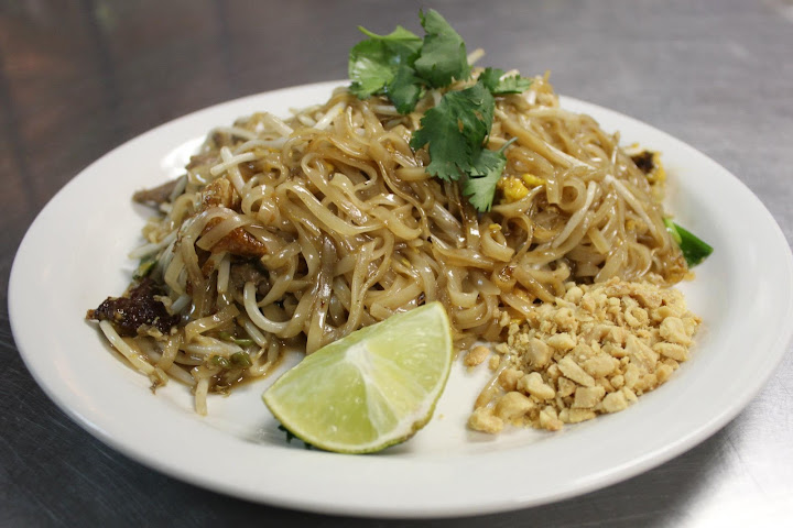 wat zab thai food by null