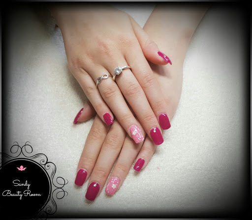 Sandy Beauty Room - Thumbnail